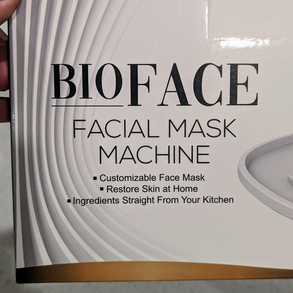 BioFace Facial Mask Machine - Picture 3 of 4